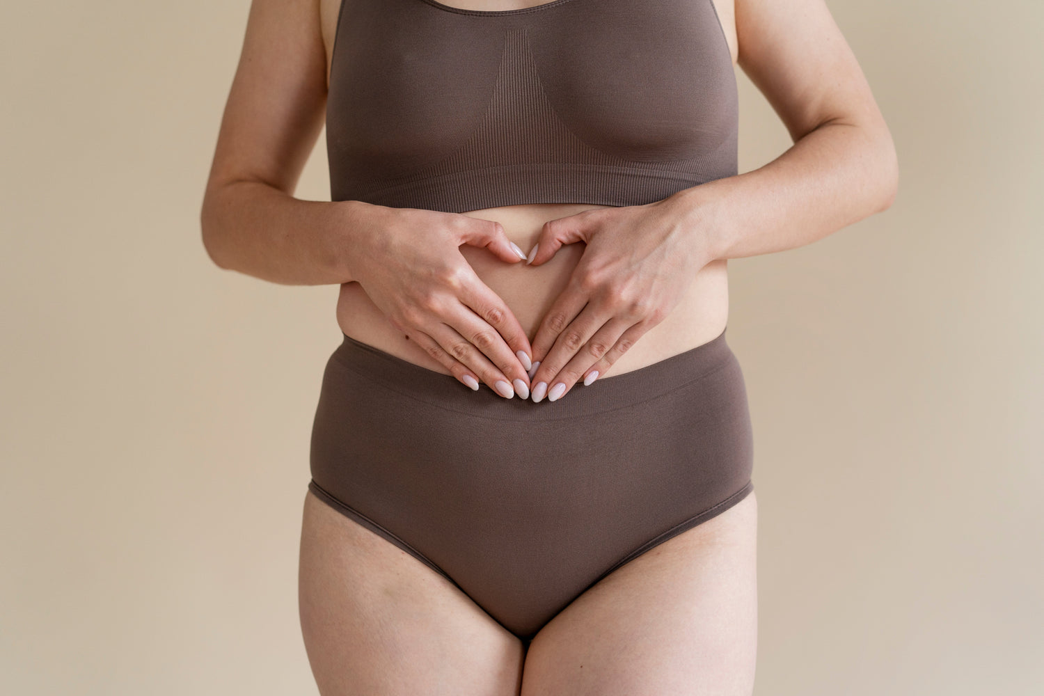 How Red Light Therapy Can Help with Belly Fat, Bloating, and Cramps